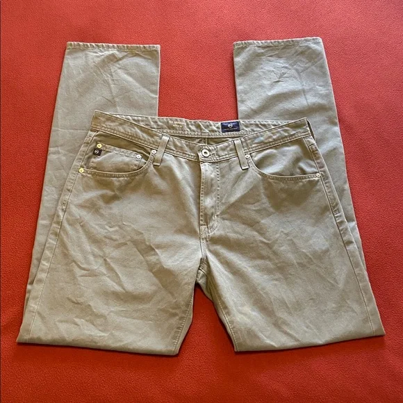 AG Jeans The Graduate. Men's 34R.